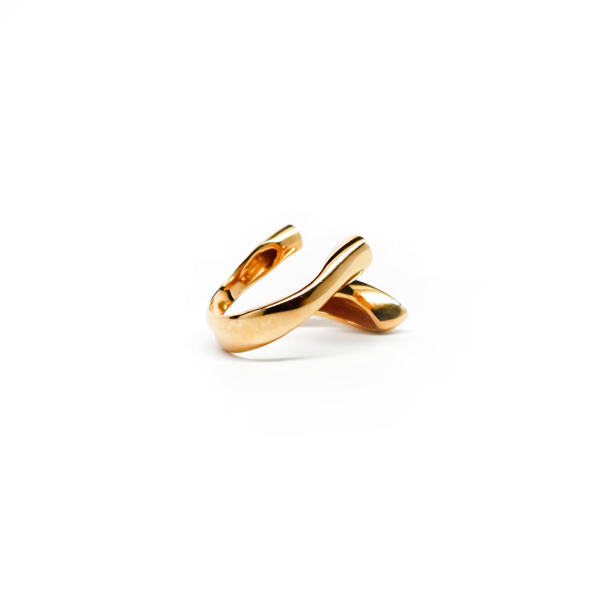 IE SINGLE OVAL WITH DIAMONDS